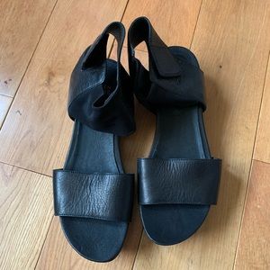 Eileen Fisher Black Sandals 9